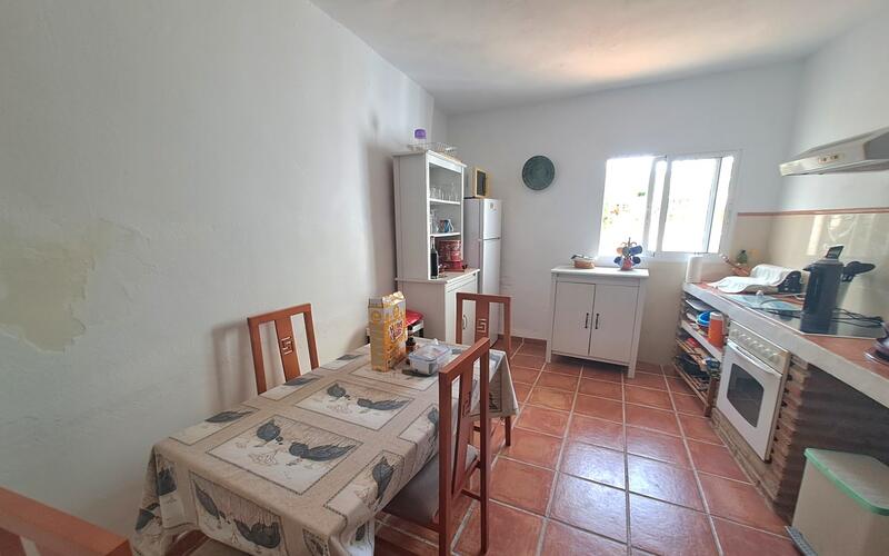 3 bedroom Townhouse for sale