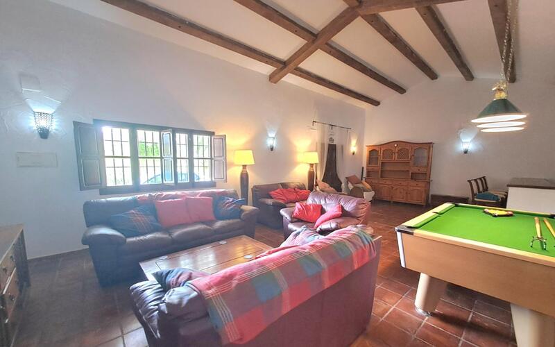5 chambre Local Commercial à vendre