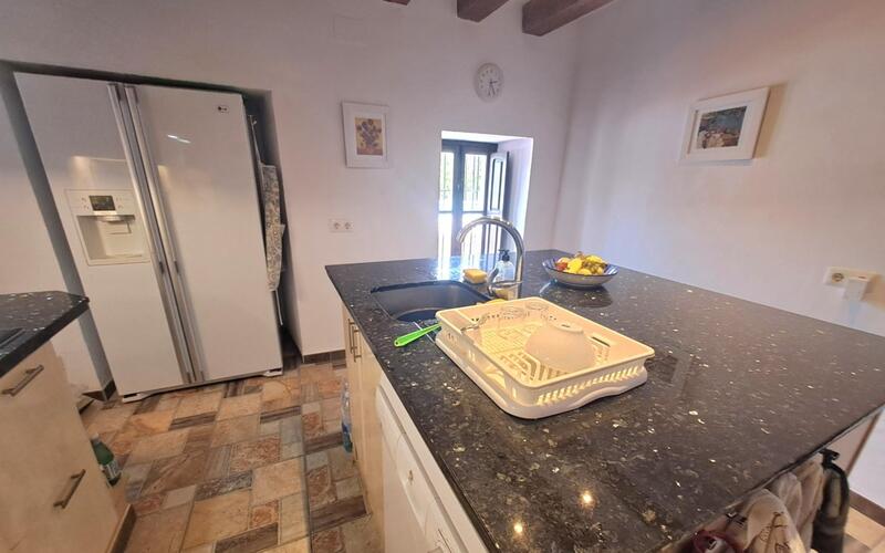 5 chambre Local Commercial à vendre