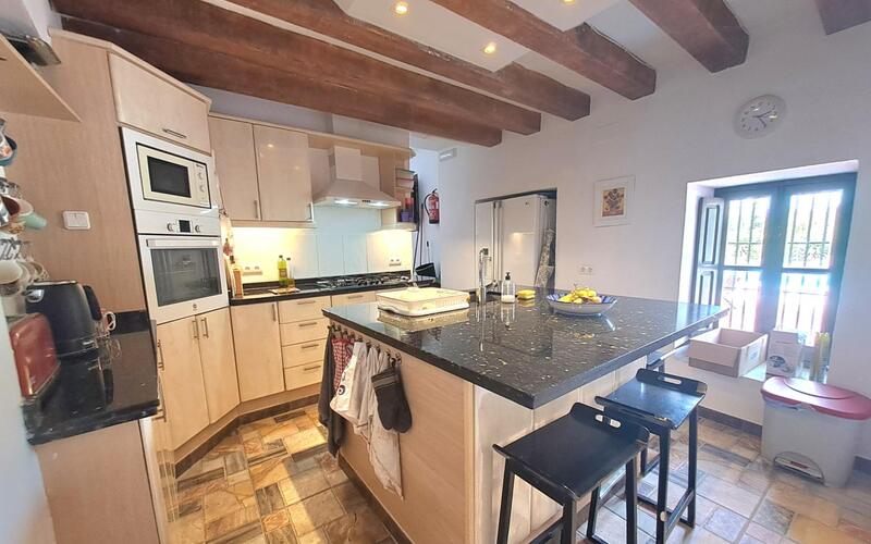 5 chambre Local Commercial à vendre