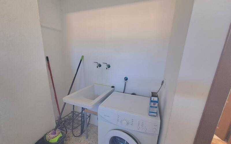 3 slaapkamer Gezinswoning Te koop