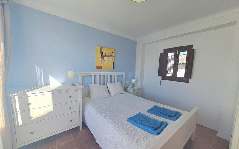 3 slaapkamer Gezinswoning Te koop