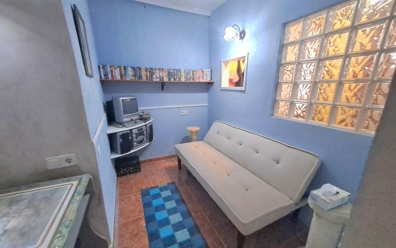 3 slaapkamer Gezinswoning Te koop