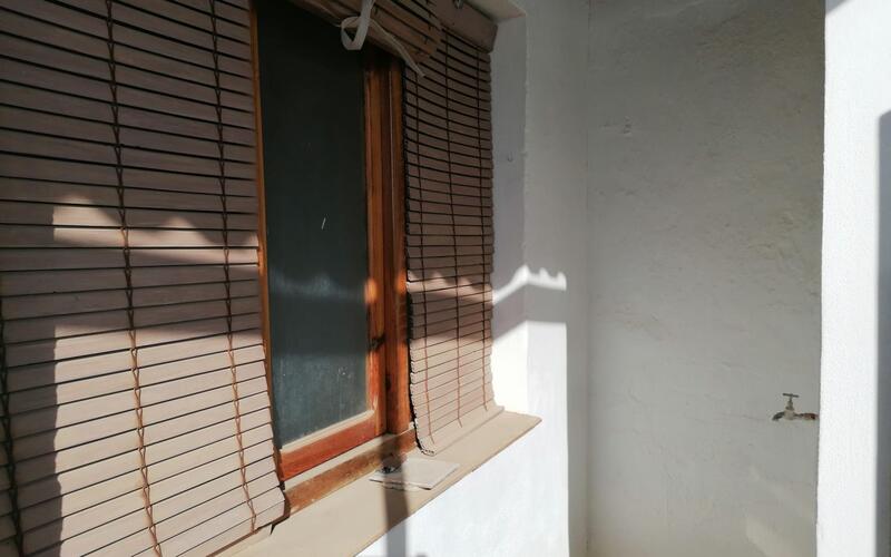 5 bedroom Townhouse for sale
