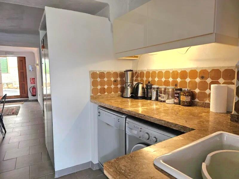 3 bedroom Commercial Property for sale