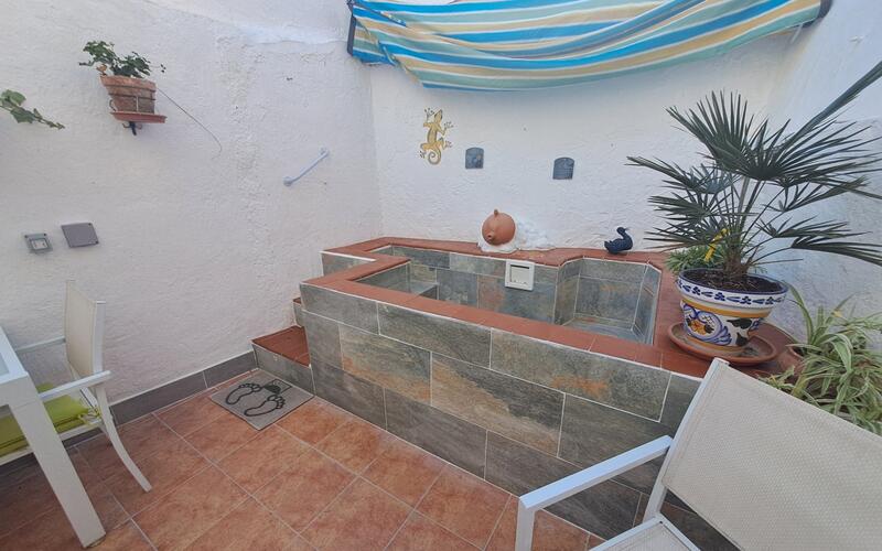 3 bedroom Townhouse for sale