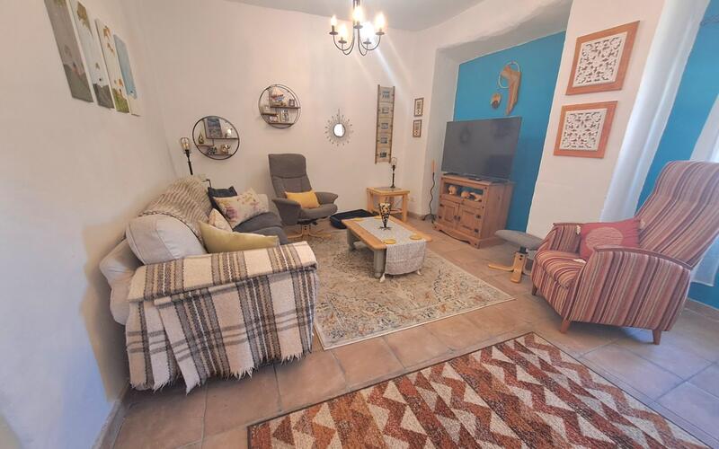 3 bedroom Townhouse for sale
