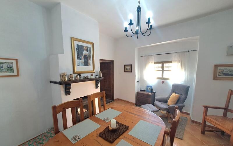 3 bedroom Townhouse for sale