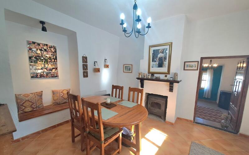 3 bedroom Townhouse for sale