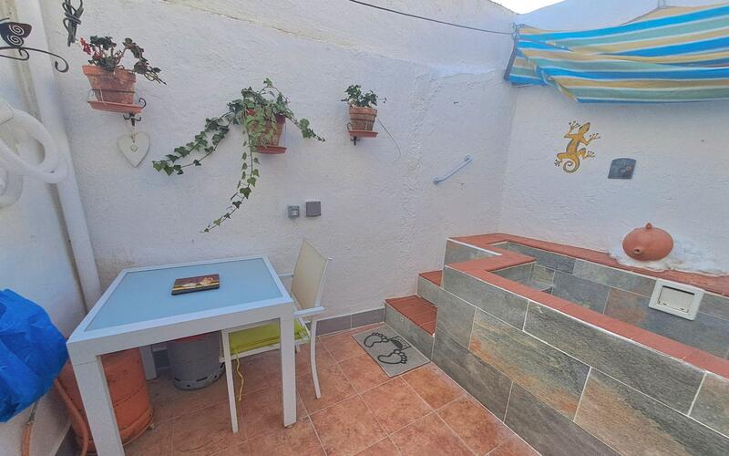 3 bedroom Townhouse for sale