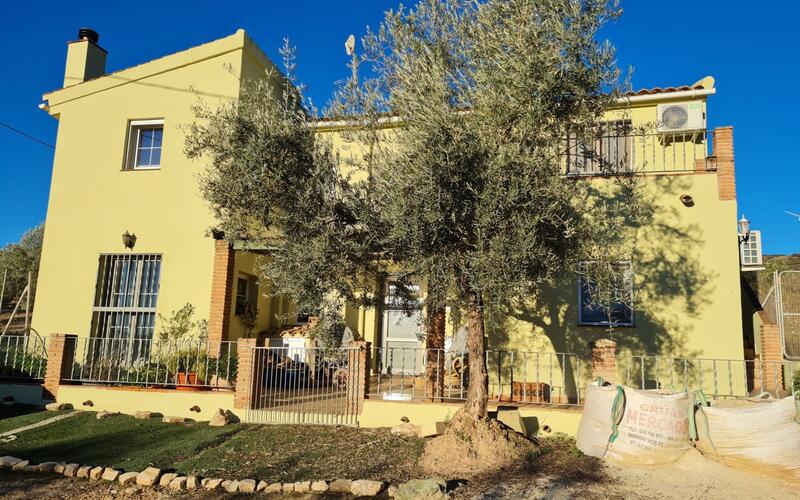 4 bedroom Country House for sale