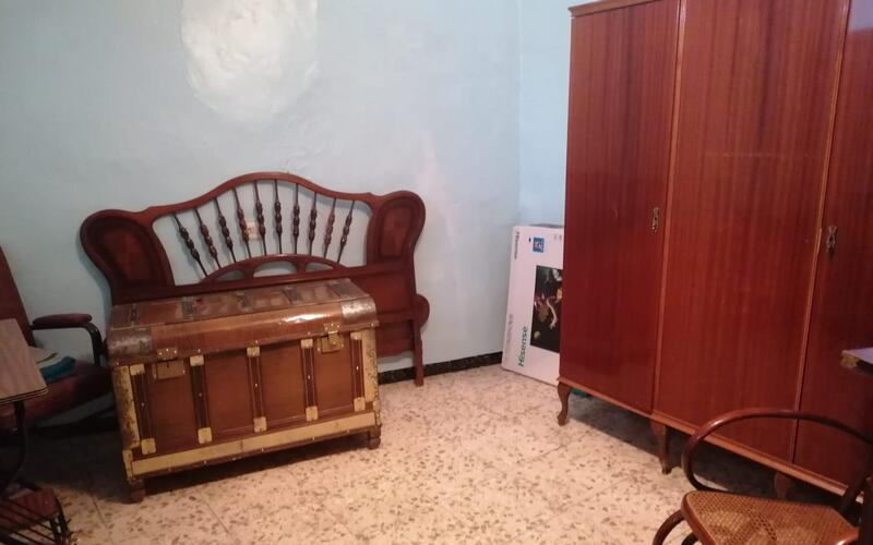 3 slaapkamer Gezinswoning Te koop
