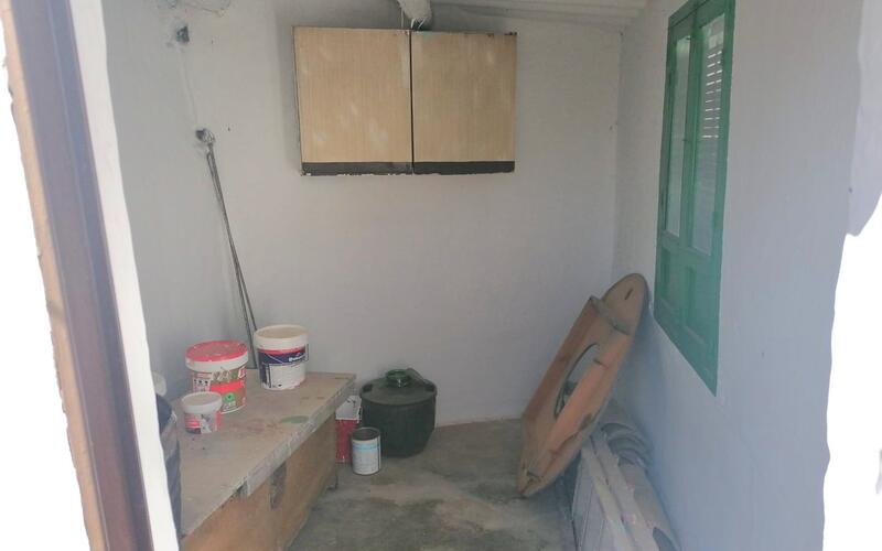 3 slaapkamer Gezinswoning Te koop