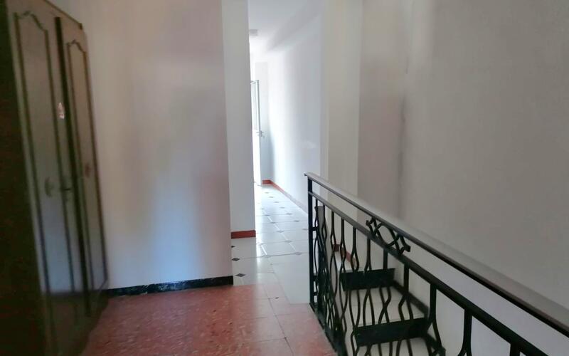 5 bedroom Townhouse for sale