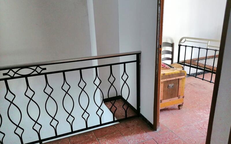 5 bedroom Townhouse for sale