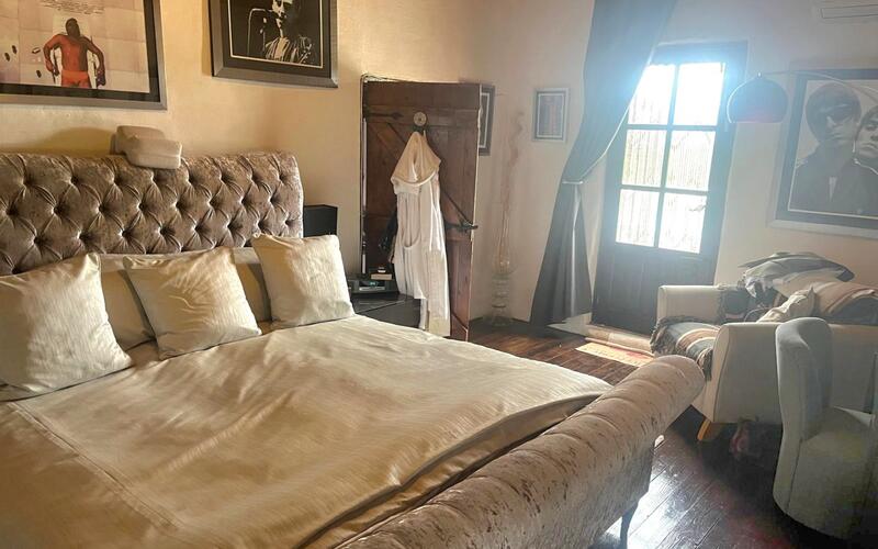 4 Schlafzimmer Landhaus zu verkaufen