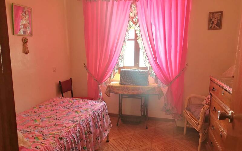 5 bedroom Townhouse for sale