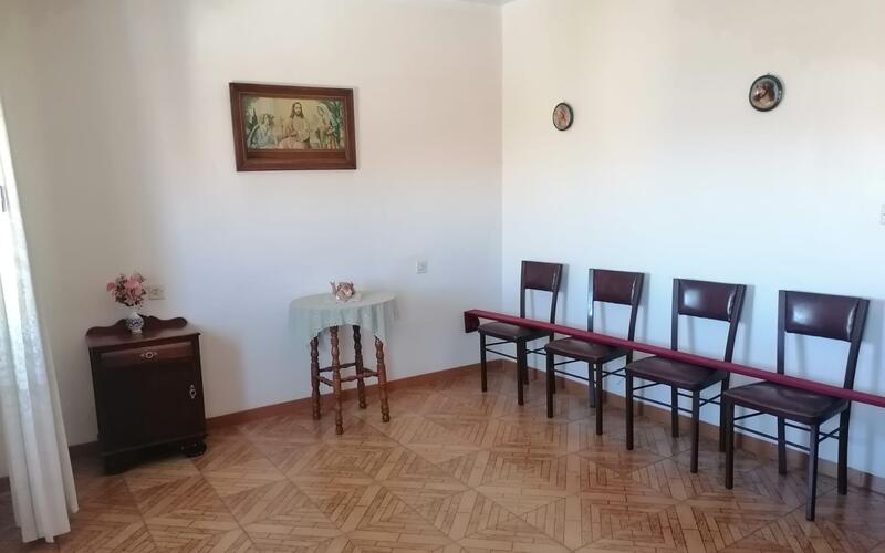 5 bedroom Townhouse for sale