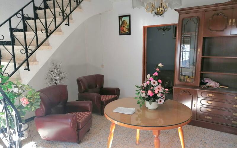 4 slaapkamer Gezinswoning Te koop