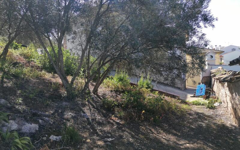 4 slaapkamer Gezinswoning Te koop