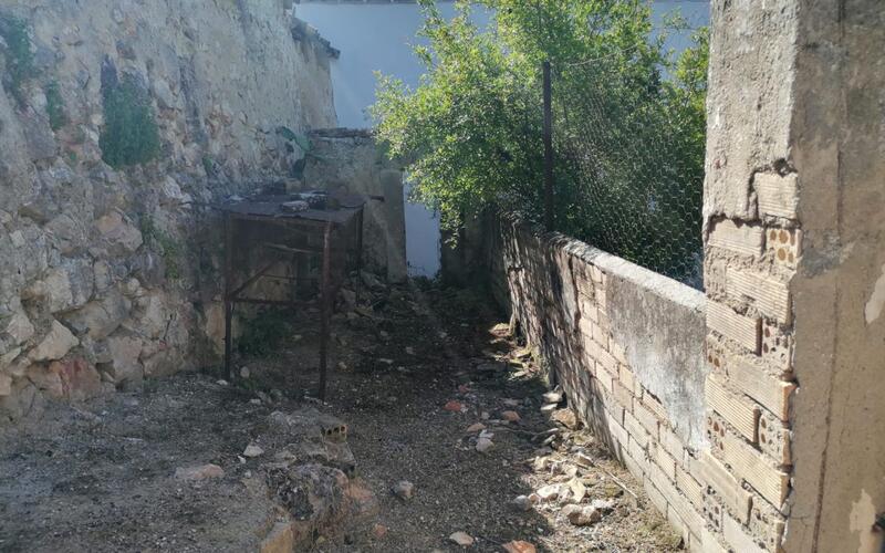 4 slaapkamer Gezinswoning Te koop