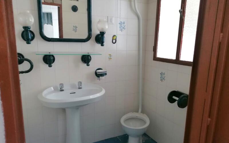4 slaapkamer Gezinswoning Te koop