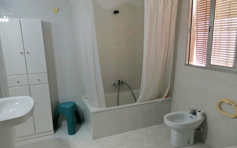 4 bedroom Townhouse for sale