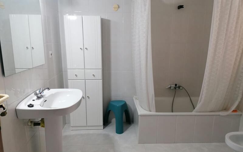 4 bedroom Townhouse for sale