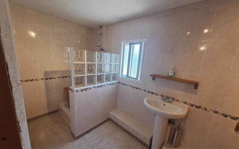 4 chambre Auberge à vendre