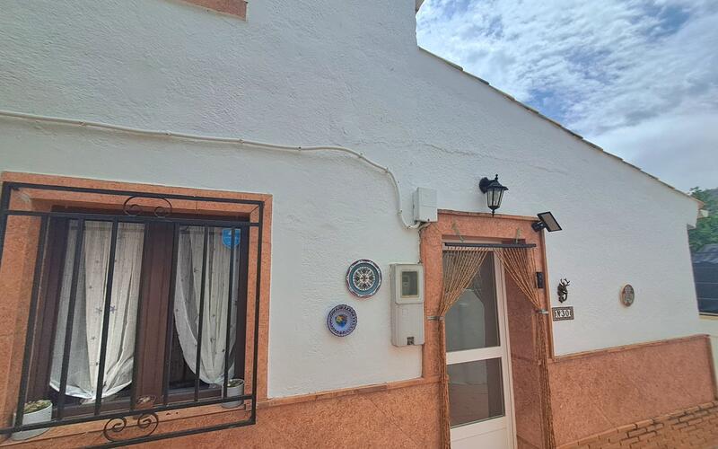 3 slaapkamer Landhuis Te koop