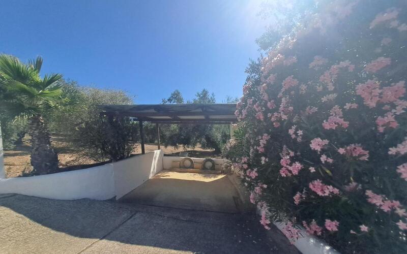 4 bedroom Country House for sale