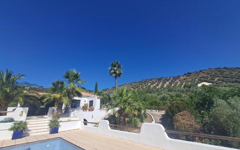 4 bedroom Country House for sale