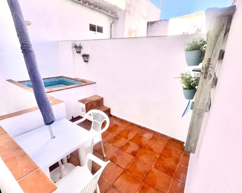 Townhouse for sale in Rute, Córdoba