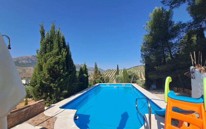 2 Cuarto Casa de Campo en venta