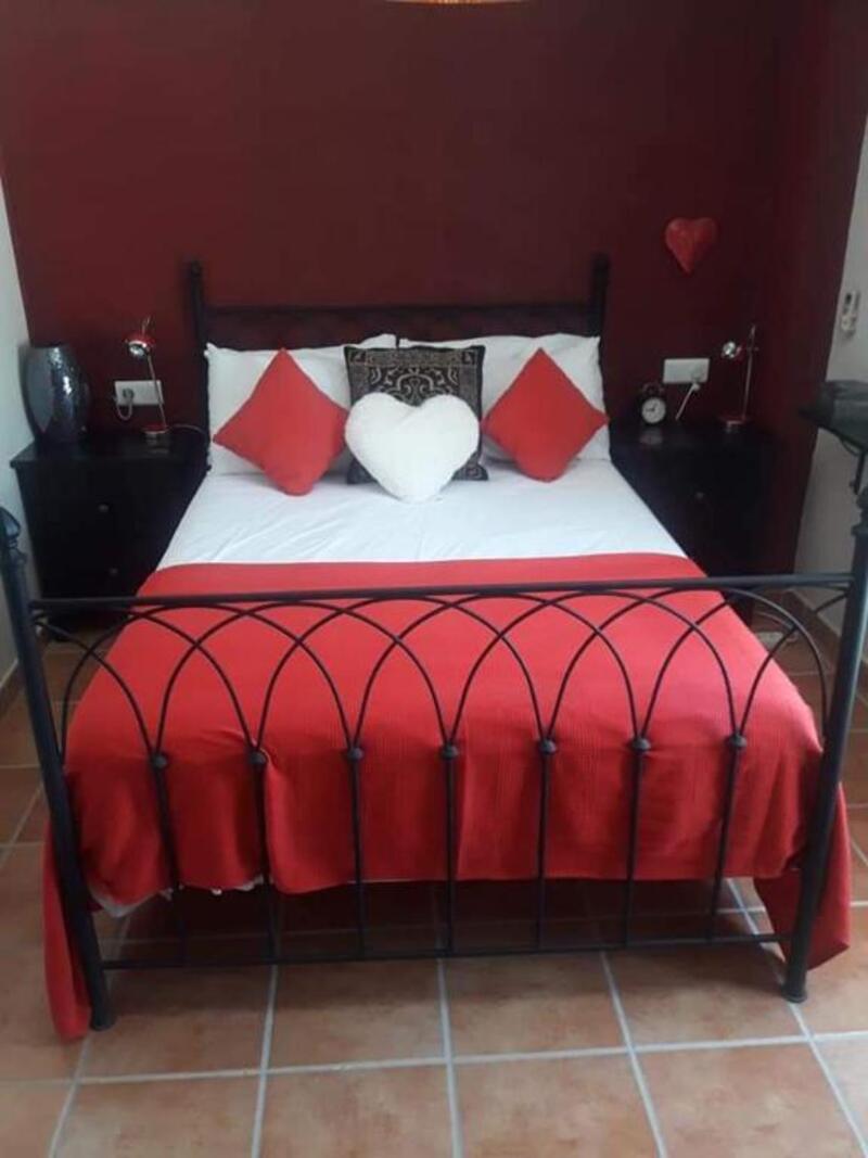 6 bedroom Commercial Property for sale