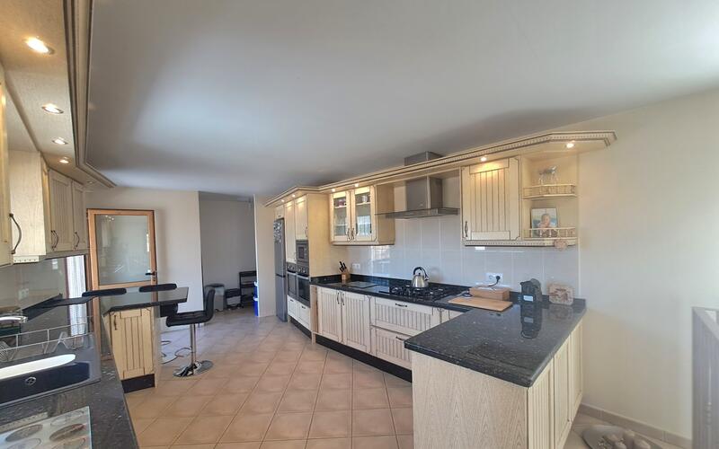 6 Cuarto Casa de Campo en venta