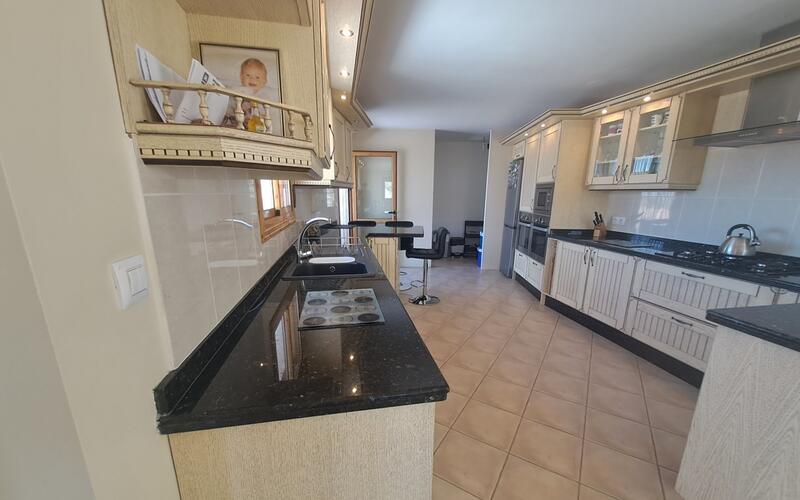 6 Cuarto Casa de Campo en venta