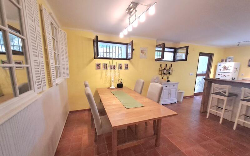 7 Cuarto Casa de Campo en venta