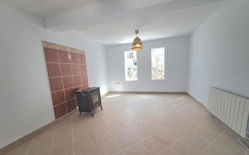 7 chambre Local Commercial à vendre
