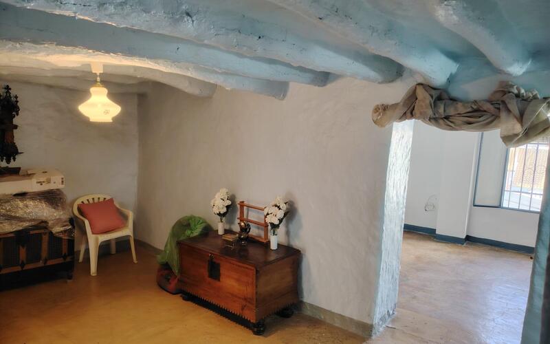 Townhouse for sale in Rute, Córdoba