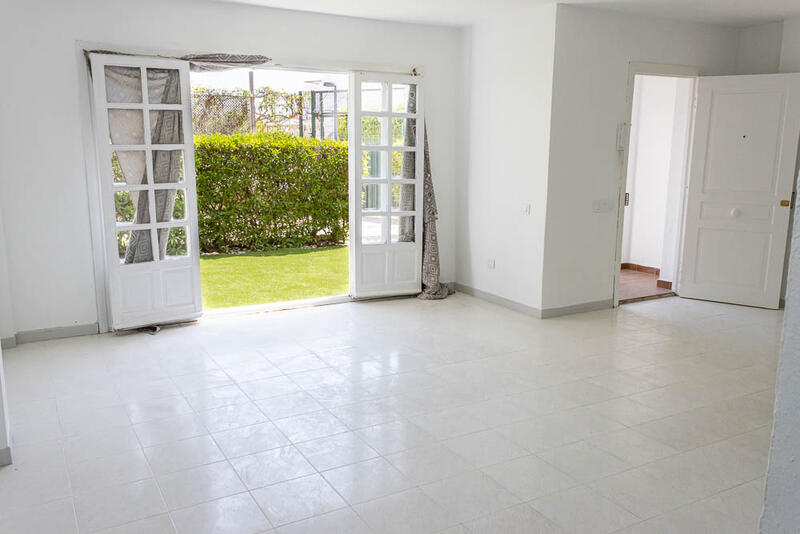 2 bedroom Townhouse for sale