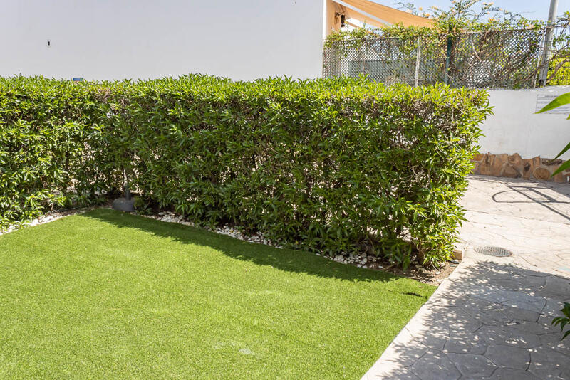 2 bedroom Townhouse for sale
