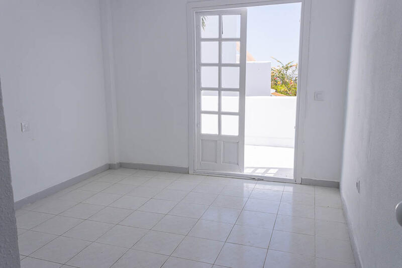 2 bedroom Townhouse for sale