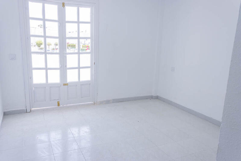 2 bedroom Townhouse for sale