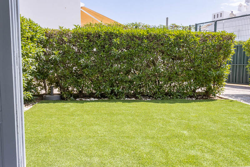 2 bedroom Townhouse for sale