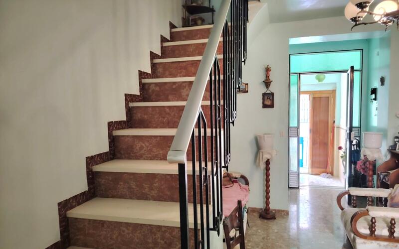 2 bedroom Townhouse for sale