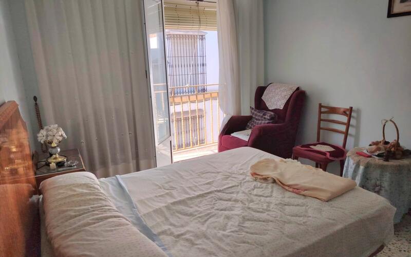 2 bedroom Townhouse for sale