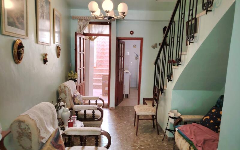 2 bedroom Townhouse for sale