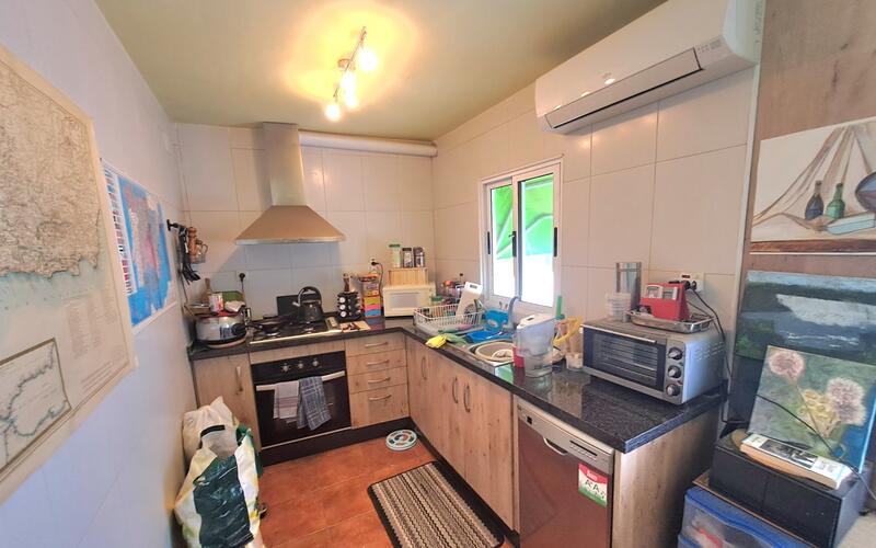 3 bedroom Townhouse for sale