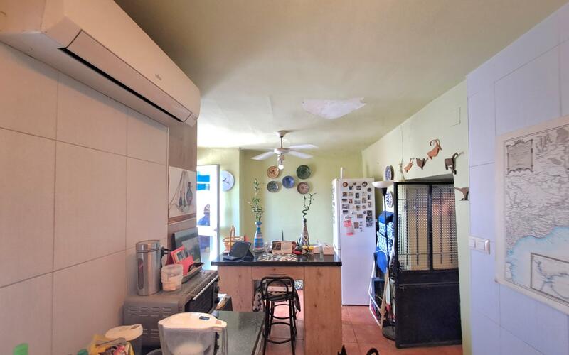 3 bedroom Townhouse for sale